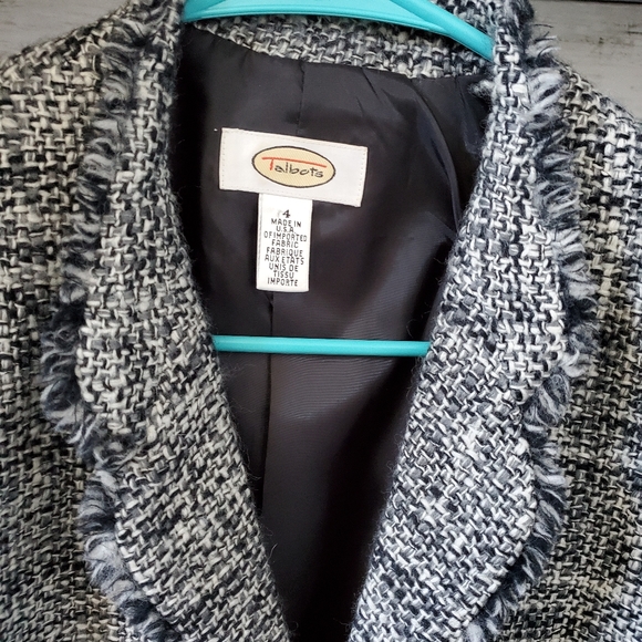 Talbots Size 4 Winter Blazer - Picture 3 of 7